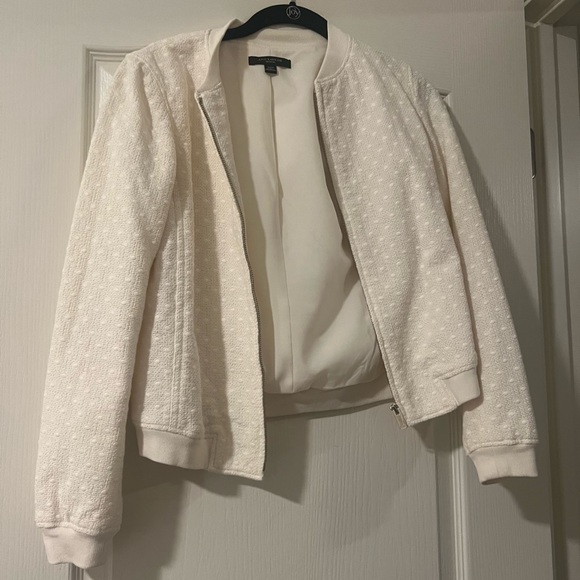 Ann taylor cream dotted blazer. Size XSP. - Picture 2 of 5
